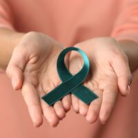 Kanser ovari: Gejala Awal, Penyebab, Rawatan